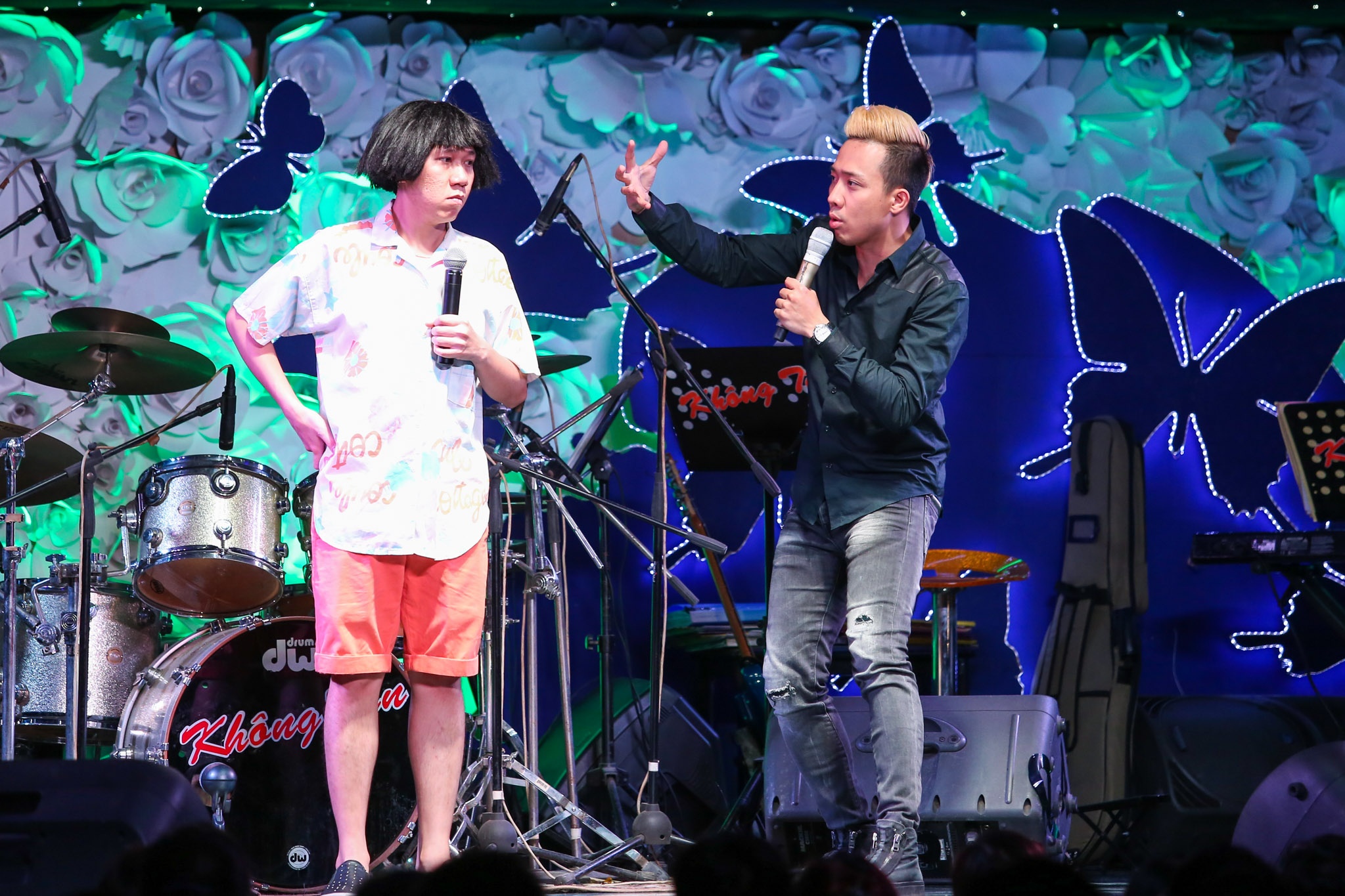 nghe si Viet tang Minh Thuan 300 trieu dong anh 5