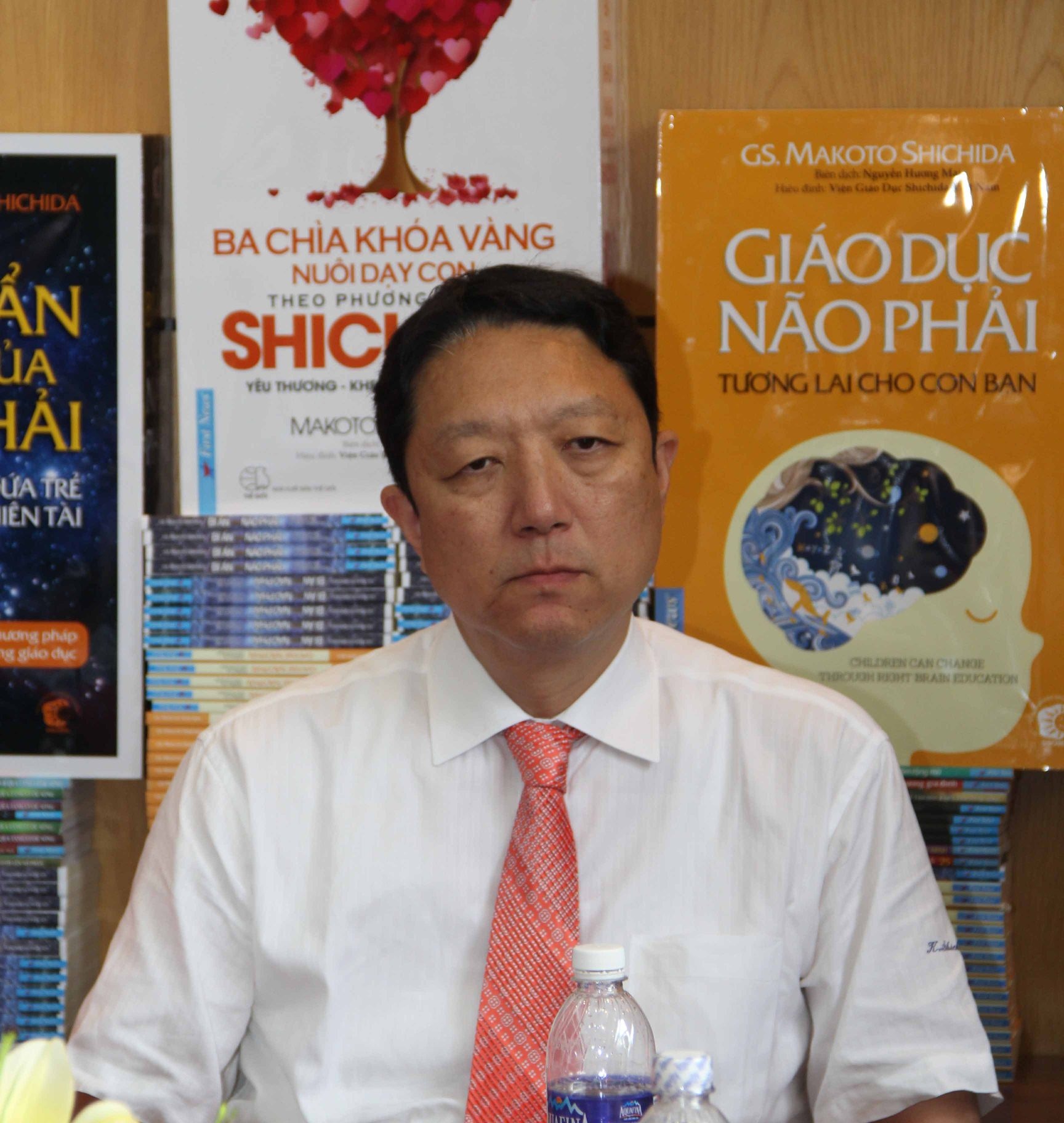 Giáo sư người Nhật đến Việt Nam ảnh 1 Giao su nguoi Nhat den Viet Nam anh 1