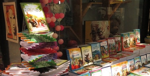 Ra mat bo sach van hoc kinh dien co tranh minh hoa hinh anh