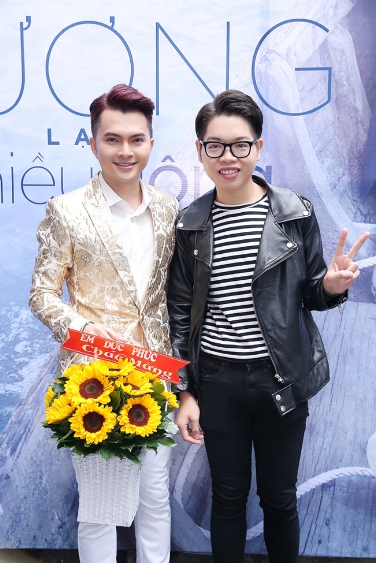 Sao Việt đến chúc mừng Nam Cường ra mắt album ảnh 5 Sao Viet den chuc mung Nam Cuong ra mat album anh 5