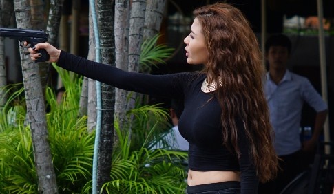 Thuy Diem goi cam trong vai nu giang ho hinh anh