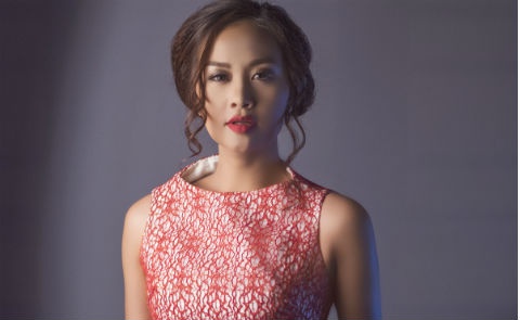 Hoc tro Dam Vinh Hung lan dau thu suc voi nhac Bolero hinh anh