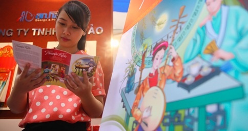 Lan dau dua tho Kieu len lich 2017 hinh anh