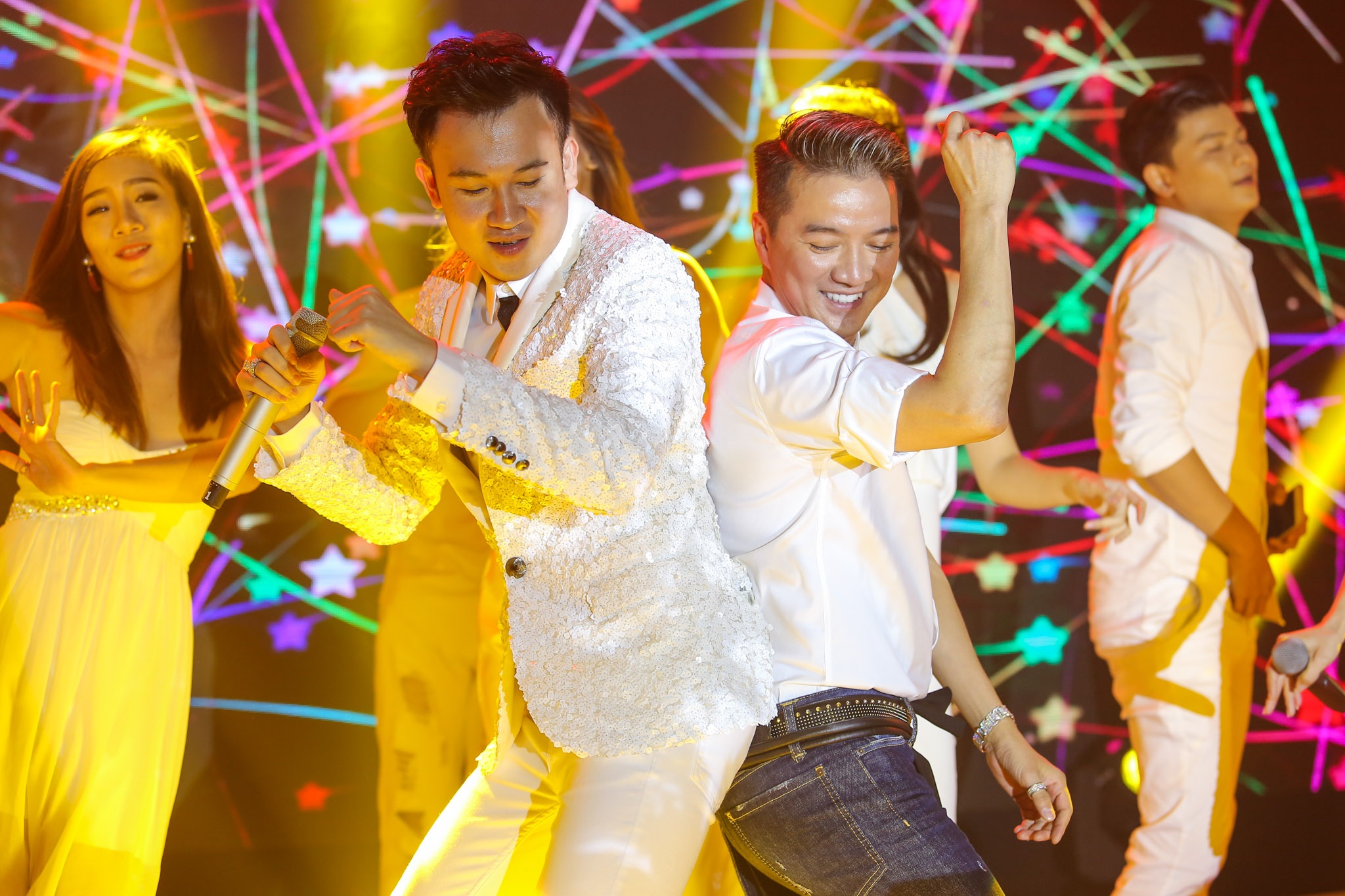 sinh nhat dam vinh hung anh 14