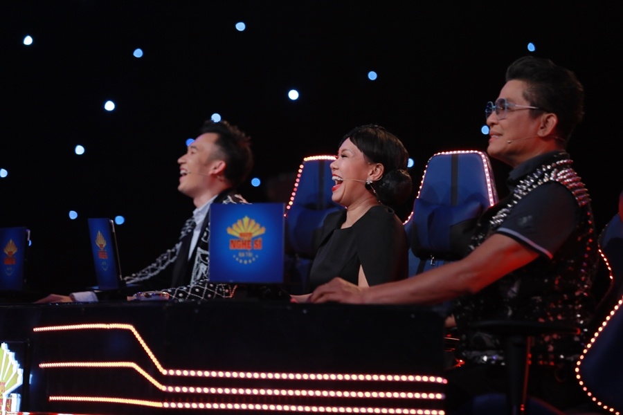 Hung Thuan hat cai luong khien khan gia thich thu anh 3