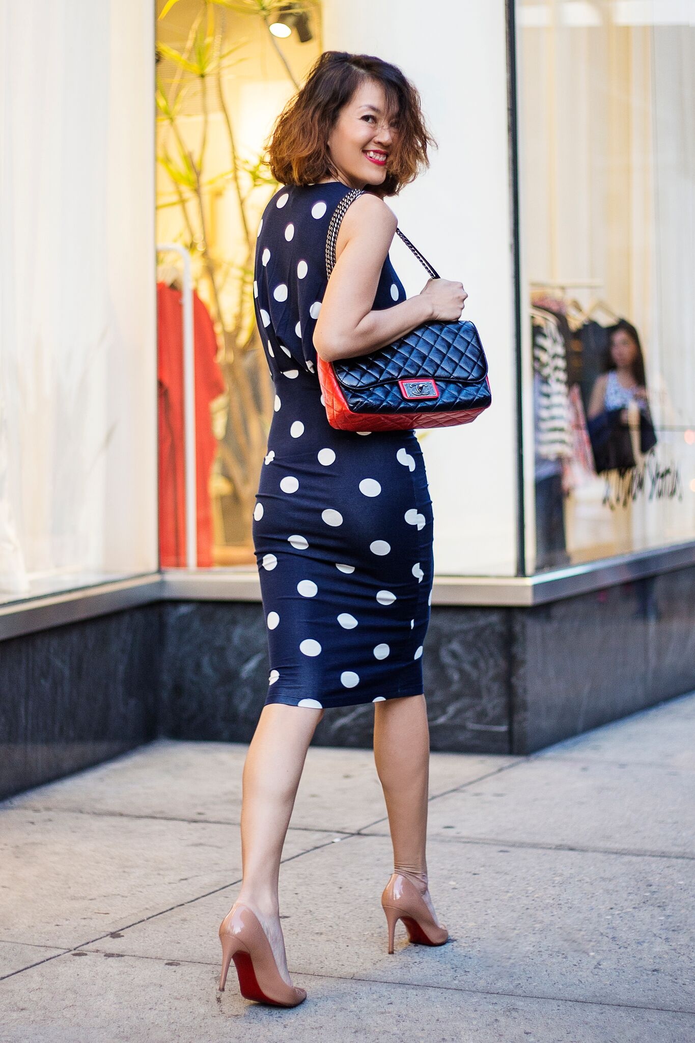 Chung Vu Thanh Uyen nang dong o My anh 1