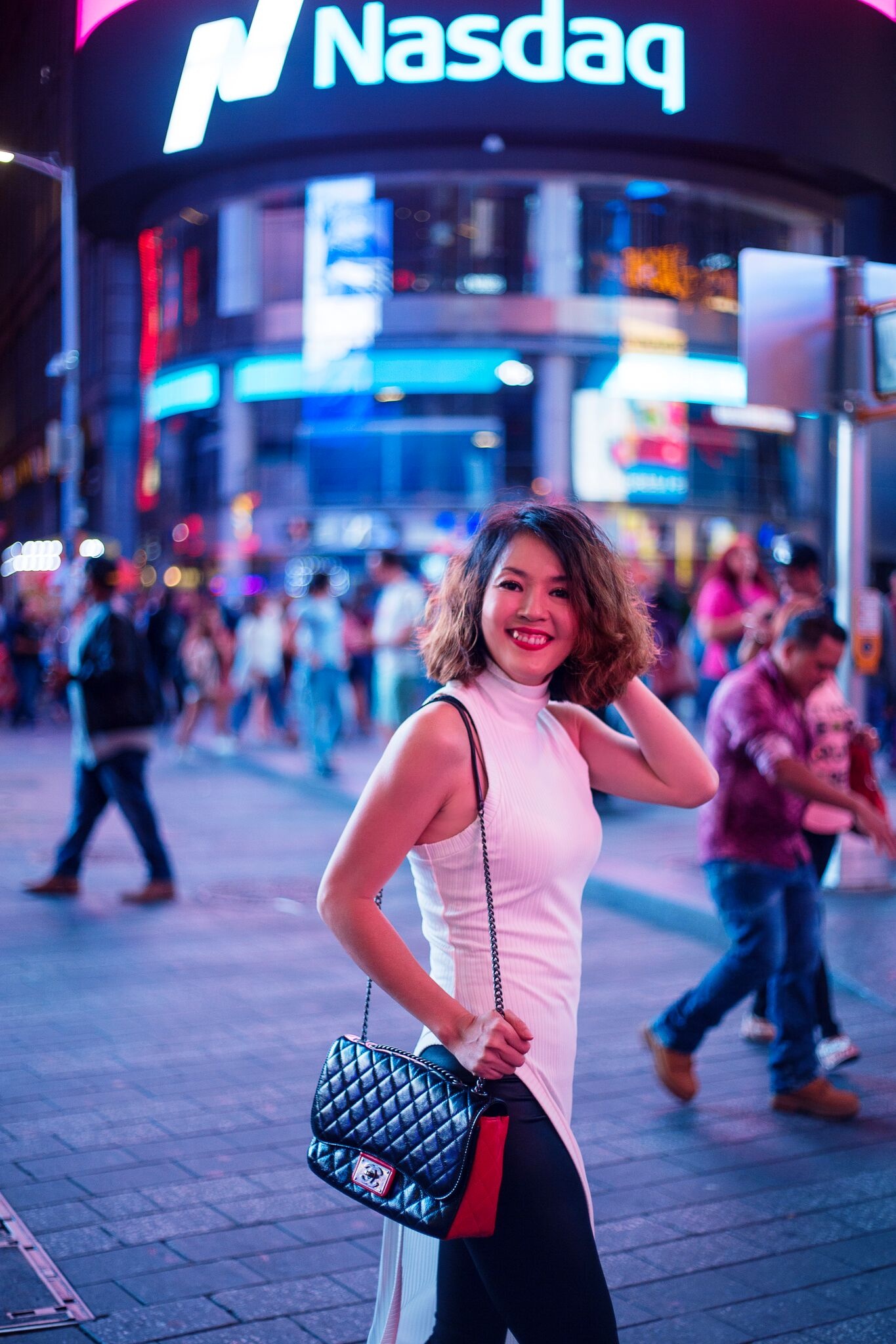 Chung Vu Thanh Uyen nang dong o My anh 8