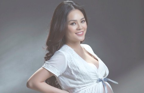 Duong Cam Lynh sinh con trai dau long hinh anh