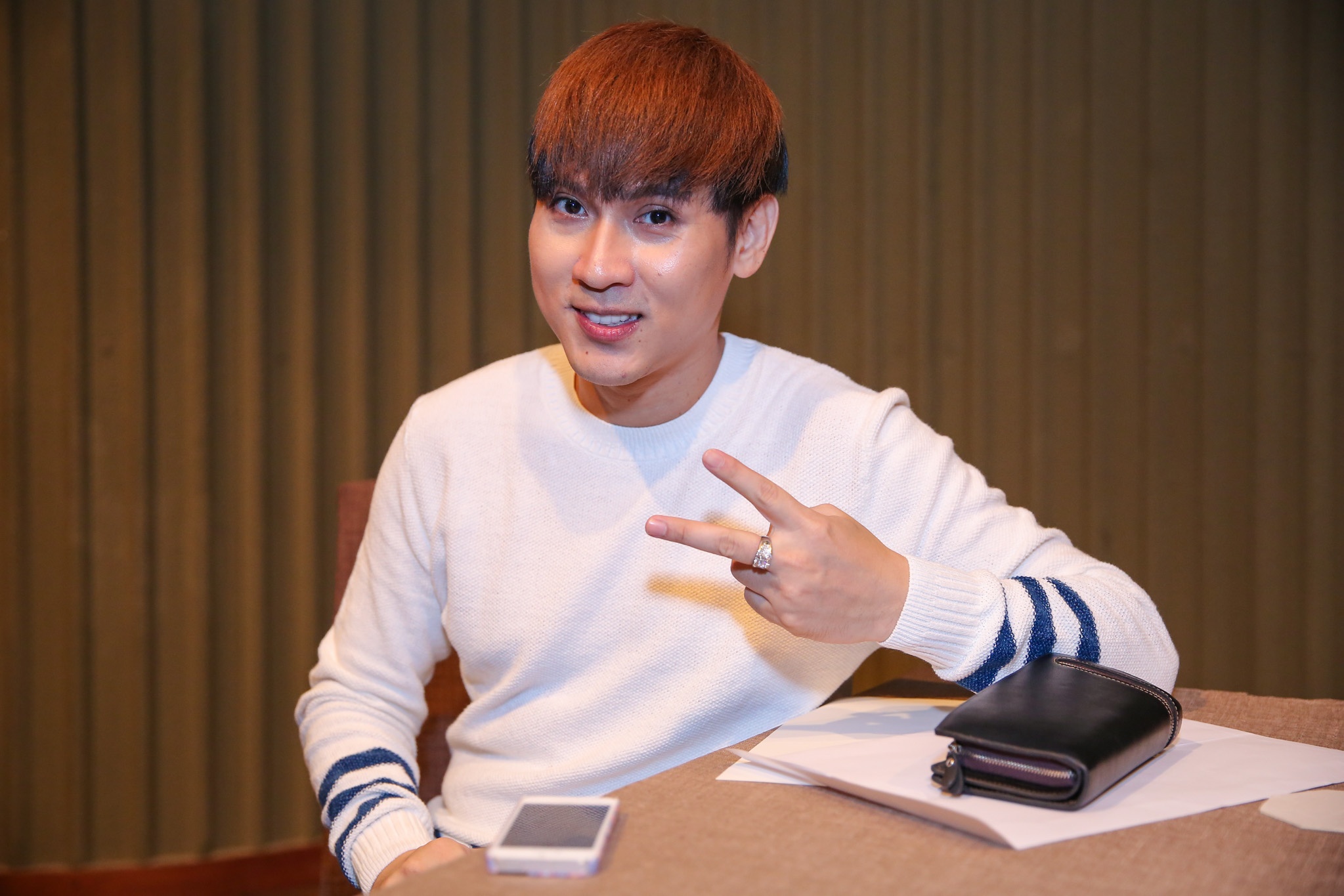 Nguyen Vu khong thua Nguyen Hung anh 2