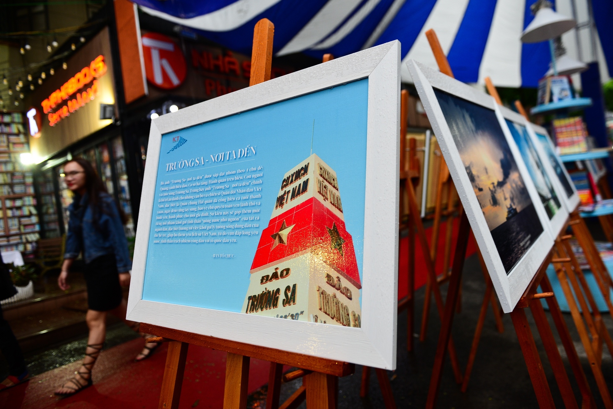 Trien lam Truong Sa - Noi ta den anh 2