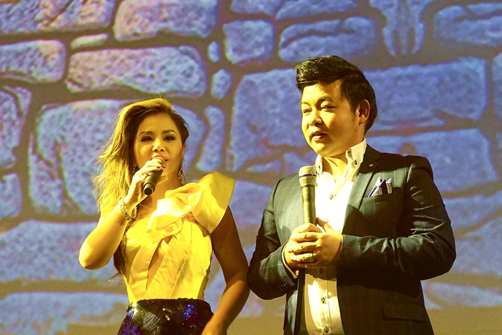 Noo Phuoc Thinh den chuc mung Minh Tuyet anh 4