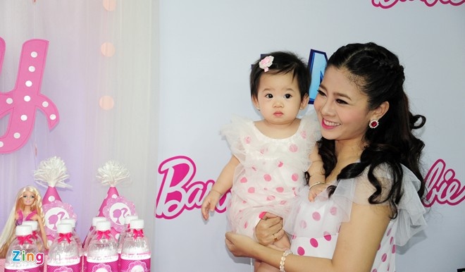 Mai Phuong bi Phung Ngoc Huy phan ung khi mang tha anh 2