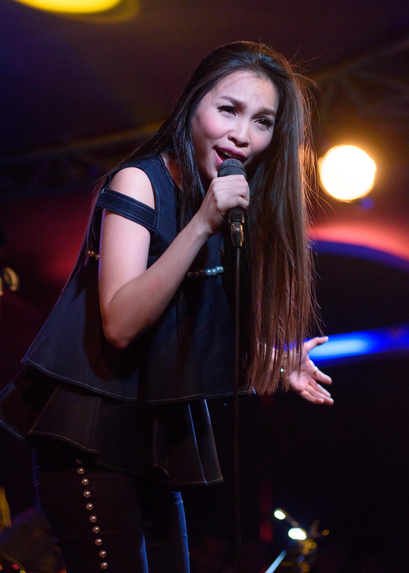 Dem nhac ung ho mien Trung anh 5