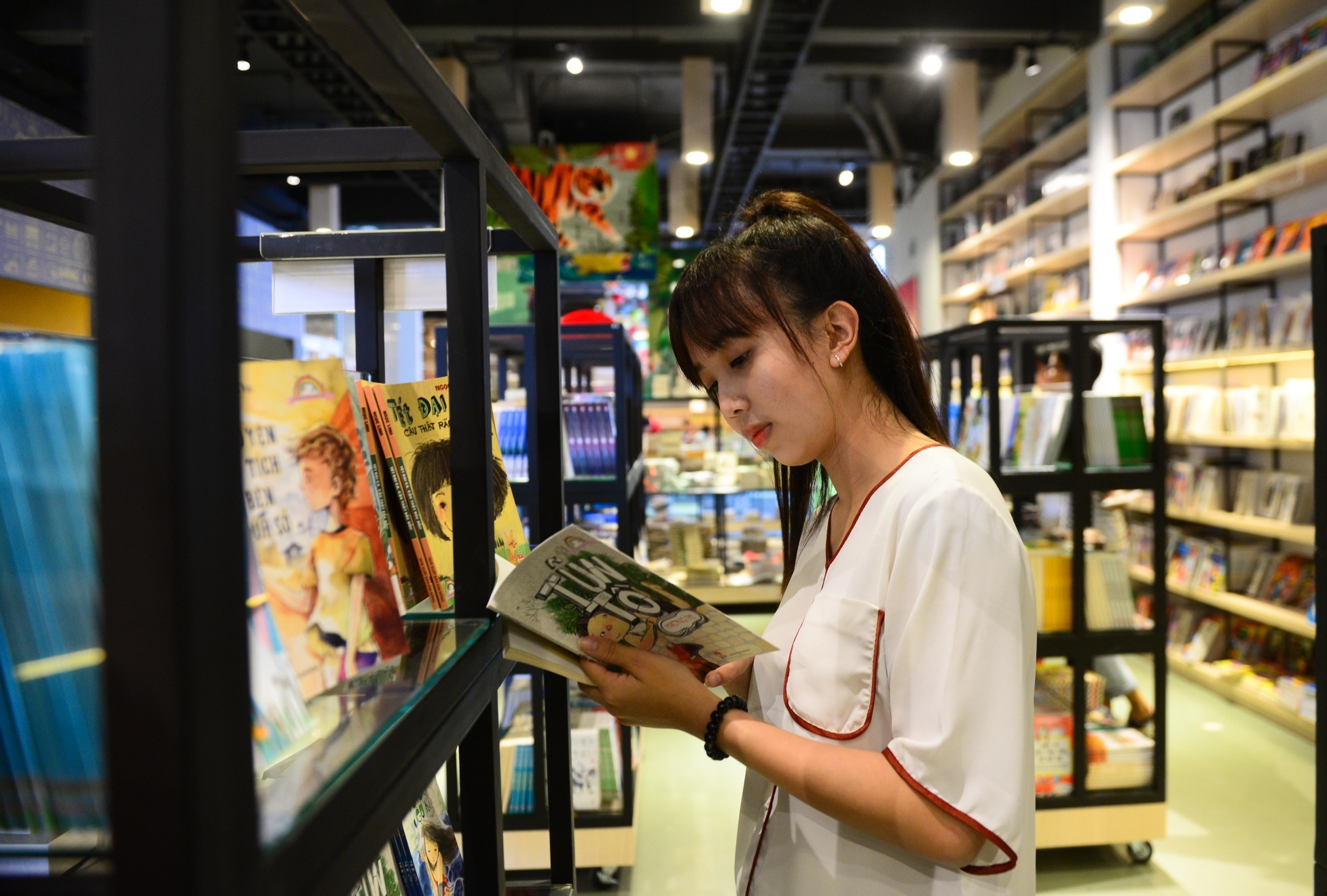 Trung tâm sách thiếu nhi lớn nhất TP.HCM ảnh 6 Trung tam sach thieu nhi lon nhat TP.HCM anh 6