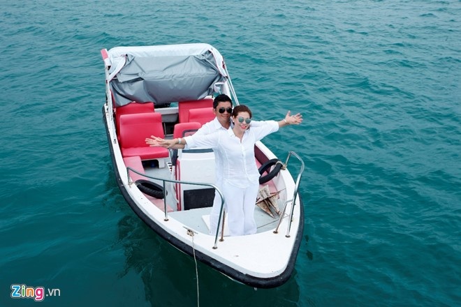 Kinh Quoc duoc vo tang xe hoi 6 ty anh 2