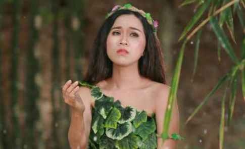 Chau gai Vu Linh cover bai hat cua co nghe si Thanh Nga hinh anh