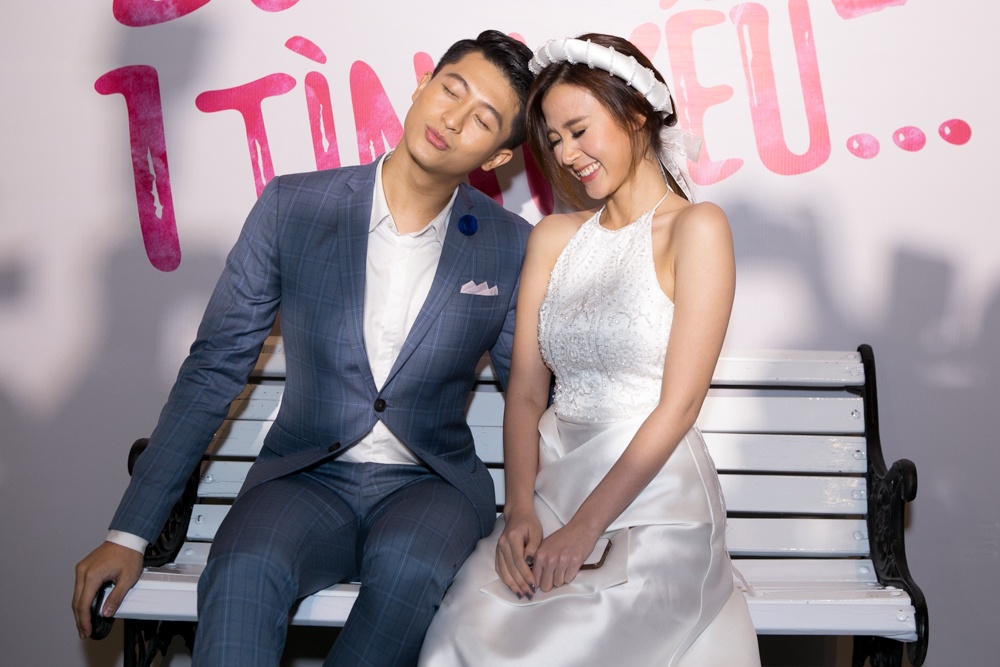 Midu tinh tu ben Harry Lu anh 1