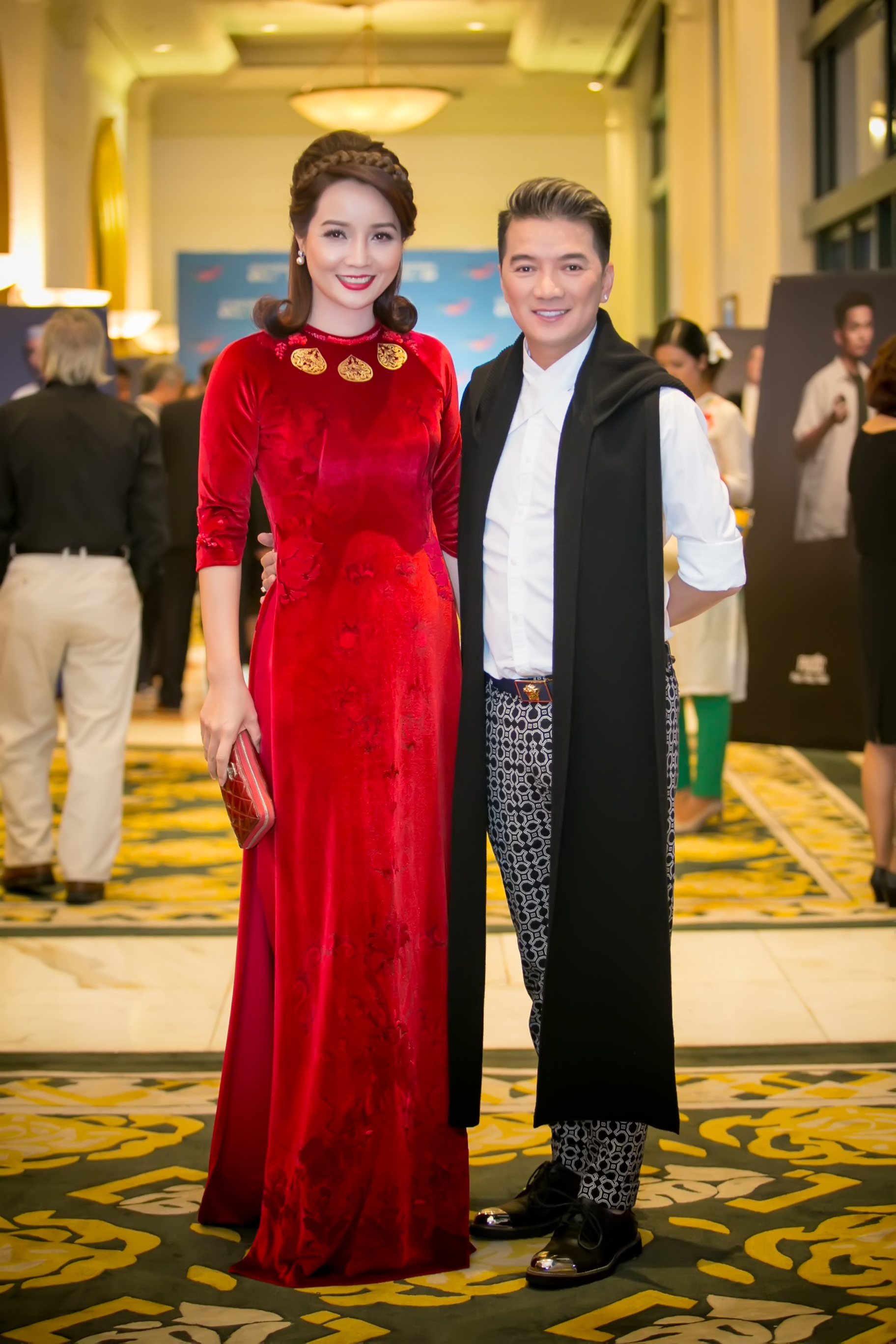 Gái nhảy Minh Thư đi xem phim ảnh 4 Gai nhay Minh Thu di xem phim anh 4