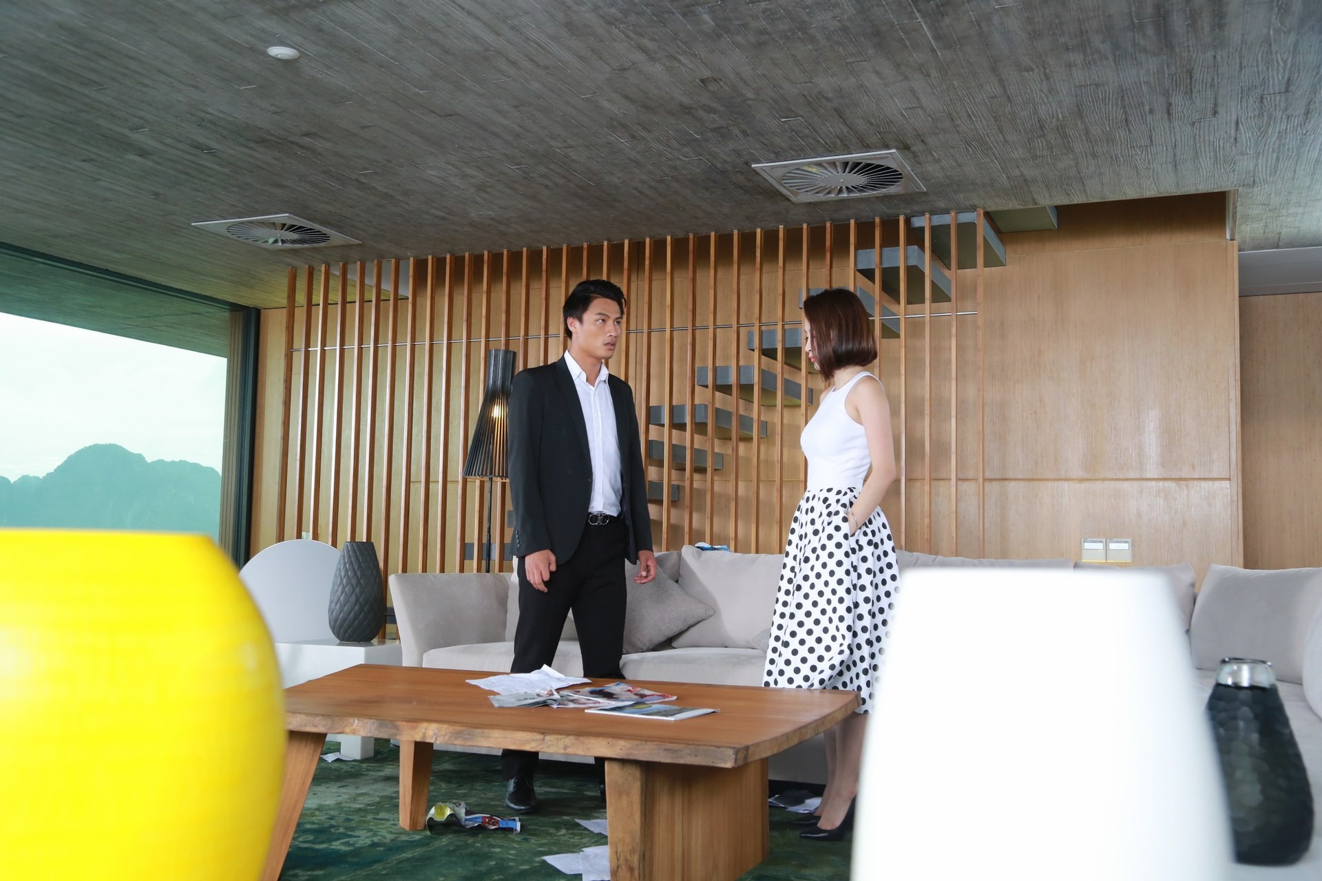 Mac Hong Quan dong phim cung Angela Phuong Trinh anh 2