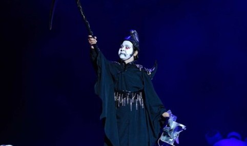 Nghe si Bach Long gianh huy chuong vang nho vai Than chet hinh anh