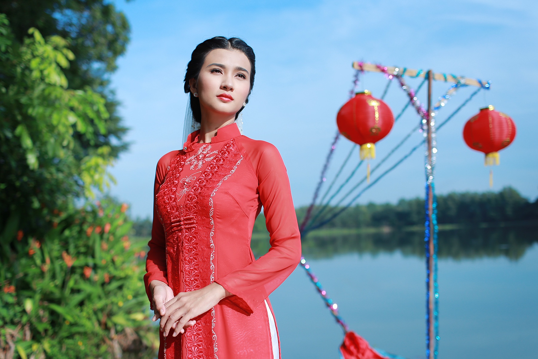 Kim Tuyen than thiet voi hau boi Thanh Long anh 6