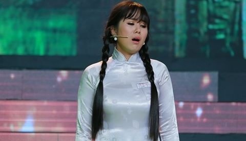 Le Phuong bat ngo rut khoi game show Nguoi nghe si da tai hinh anh