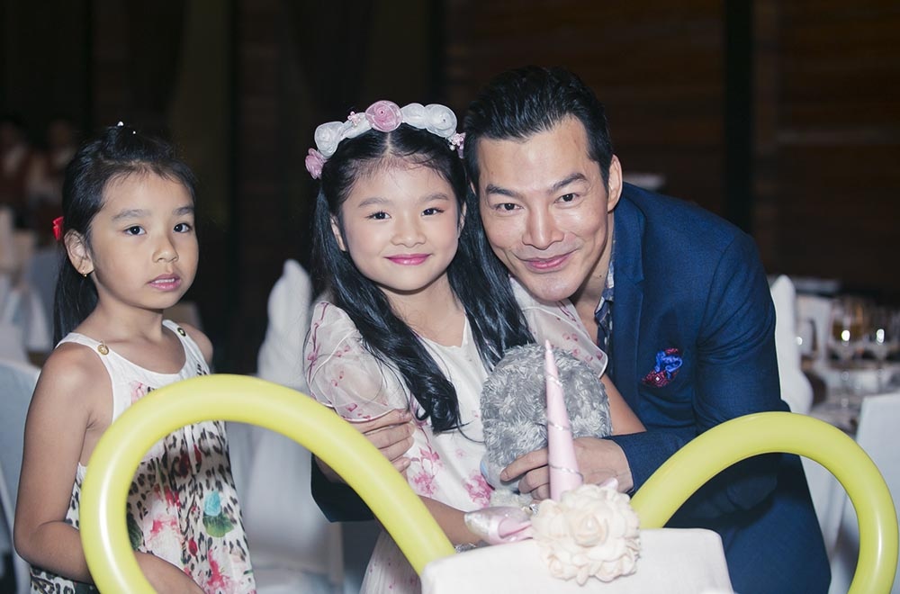 Truong Ngoc Anh to chuc sinh nhat cho con gai anh 3