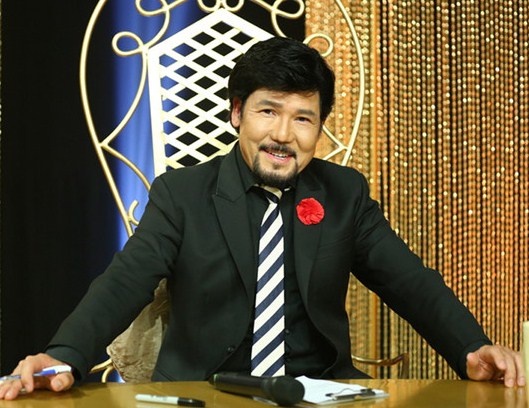 Vu Khanh song doc than sau hon nhan do vo anh 1