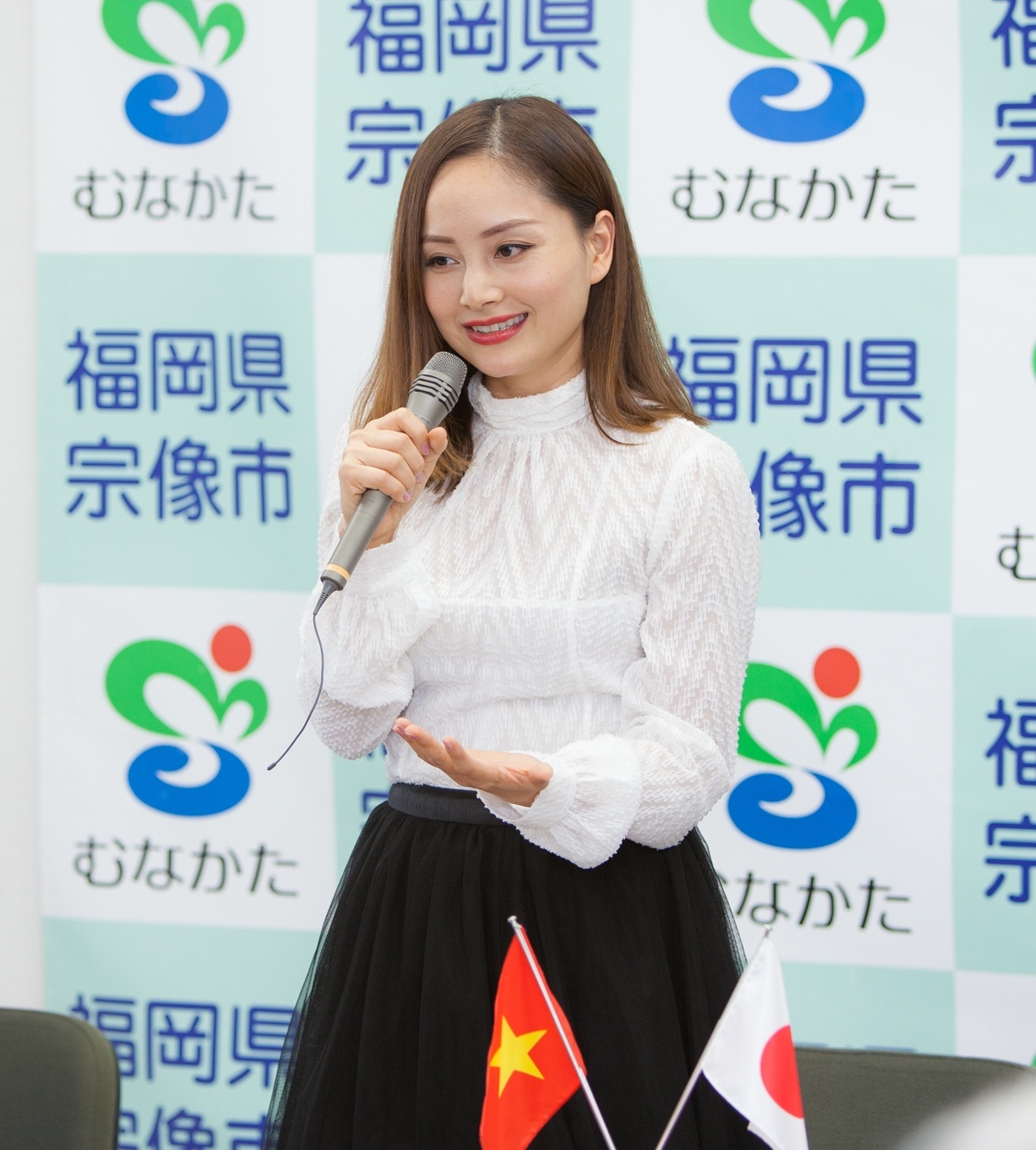 Lan Phuong lam dai su o Nhat Ban anh 2