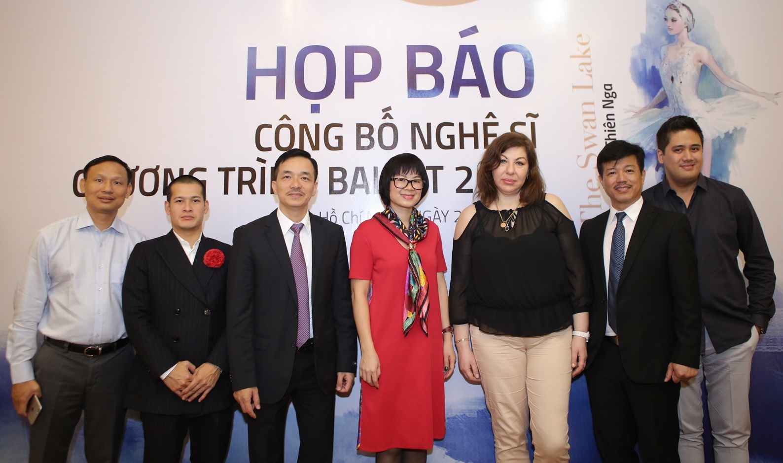 Vo Ballet kinh dien Nga cong dien o Viet Nam anh 1