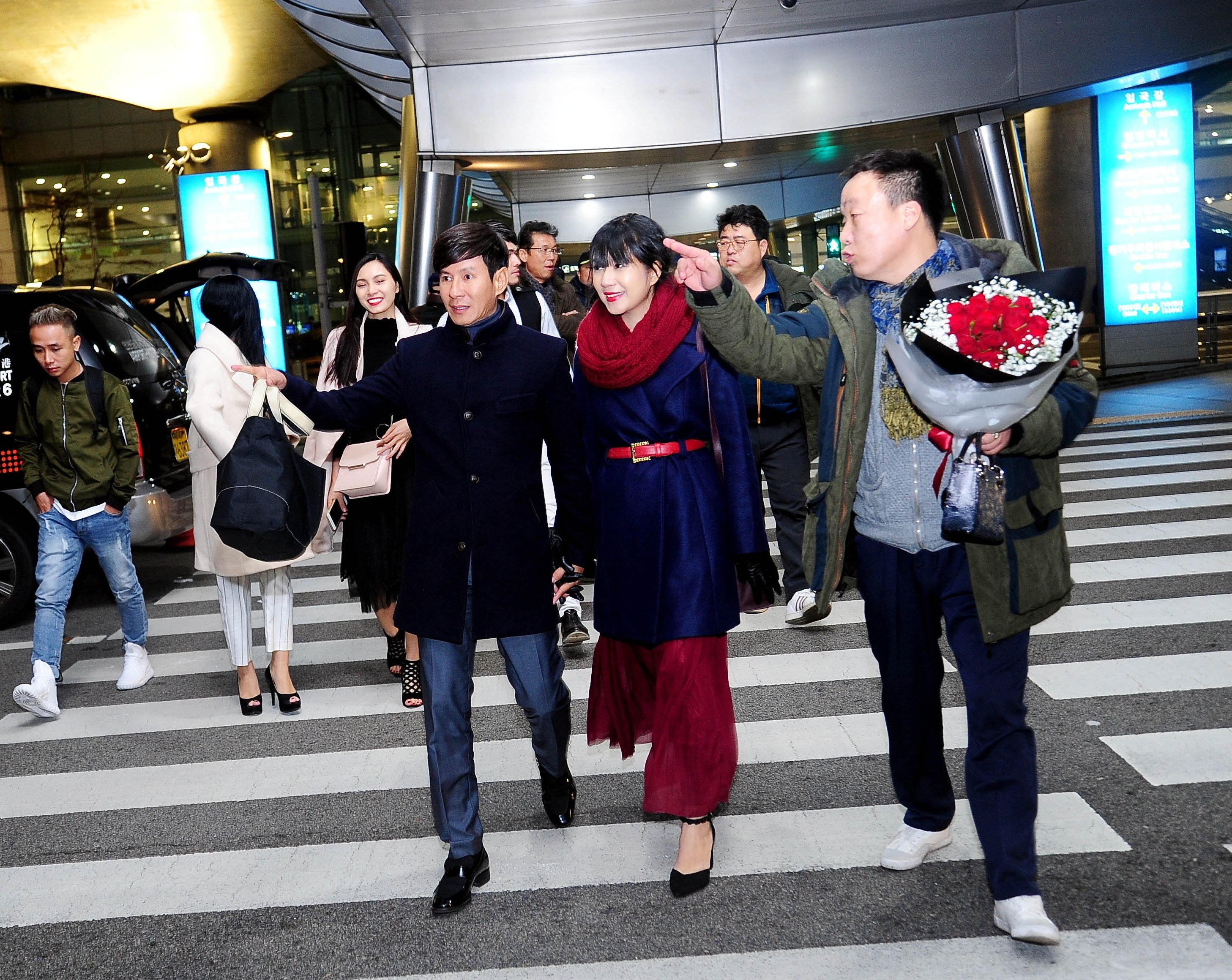 Ly Hai duoc dao dien Han Quoc don anh 6