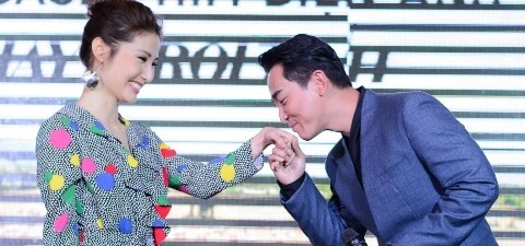 Hua Vi Van hon tay Diem My 9X tai su kien hinh anh