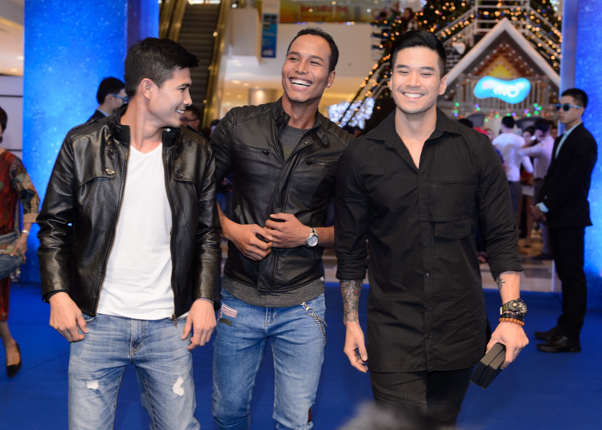 Sao Viet di xem phim cua Kim Ly anh 9