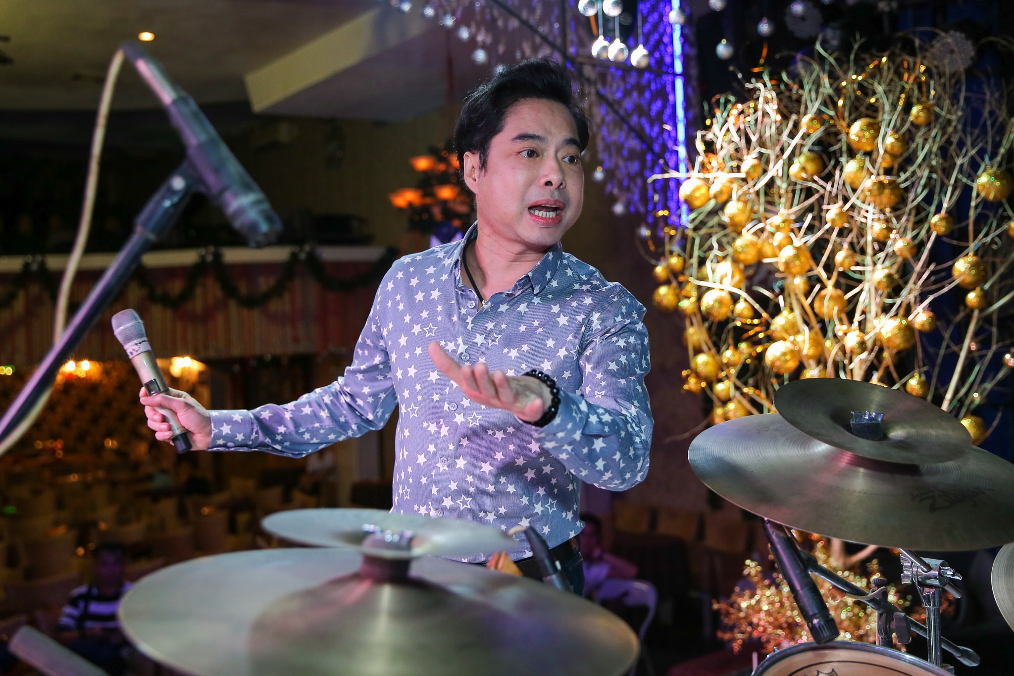 Ngoc Son tap nhac voi Dam Vinh Hung anh 2