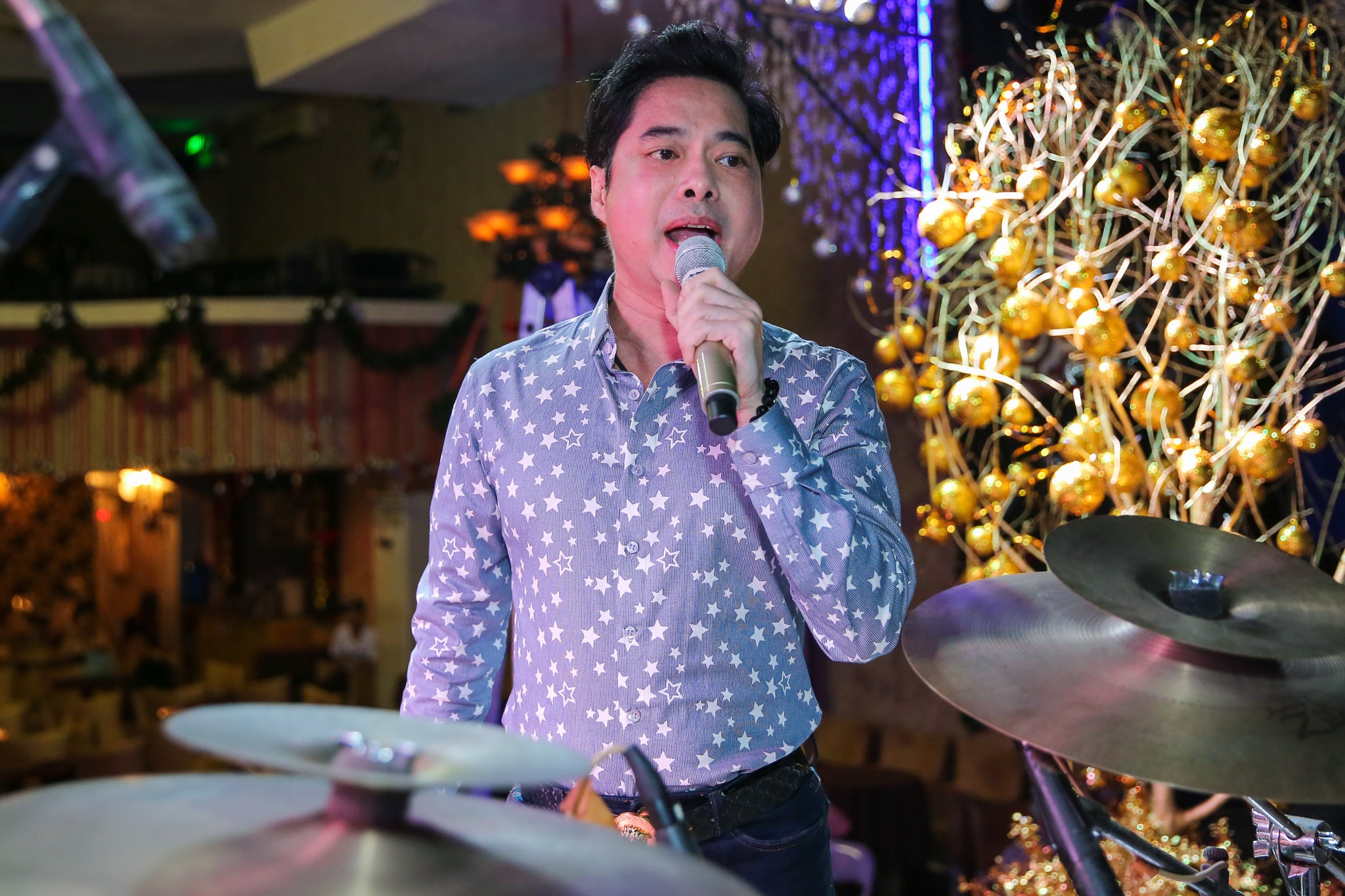 Ngoc Son tap nhac voi Dam Vinh Hung anh 3