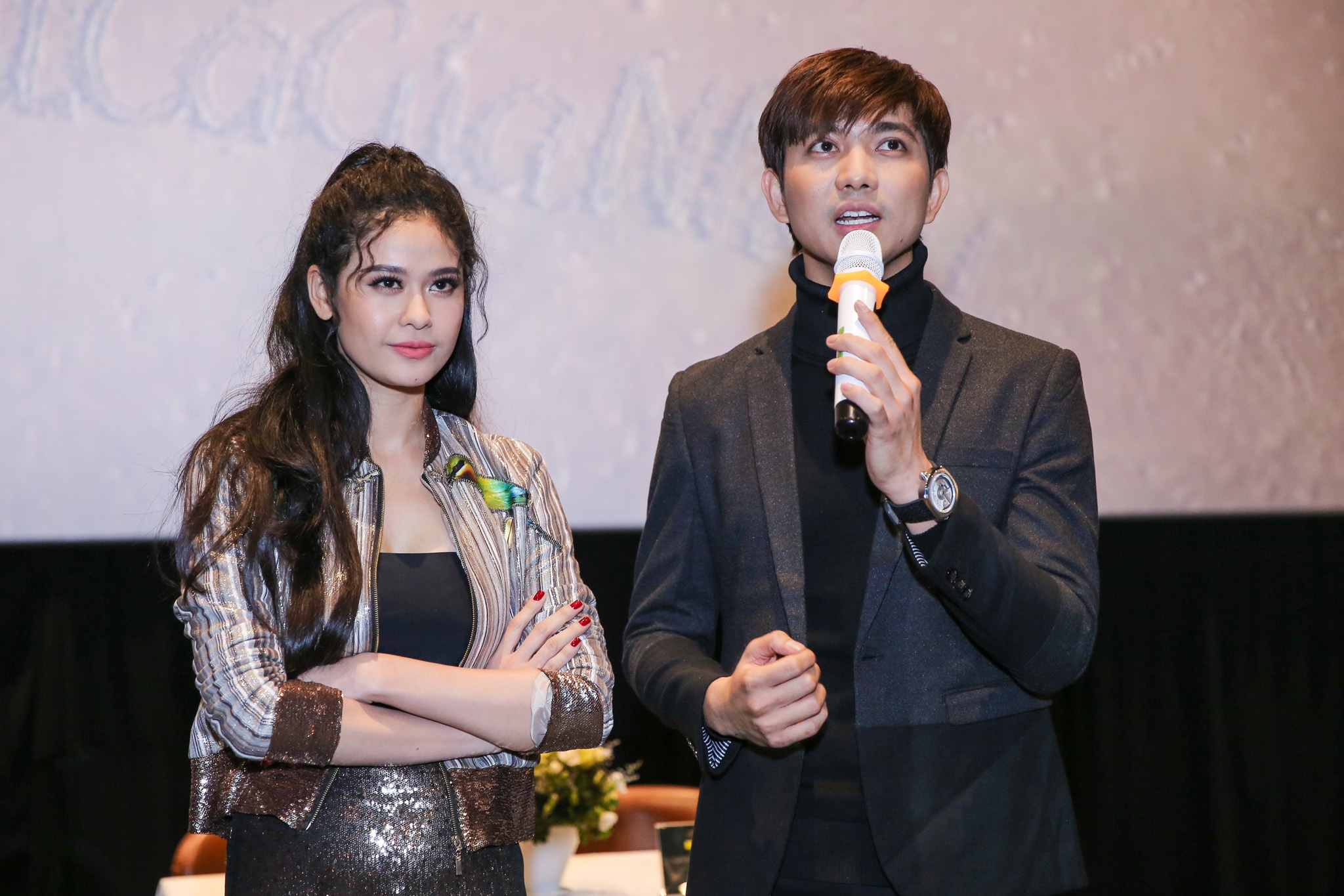 Truong Quynh Anh tinh tu voi Tim o hop bao anh 8