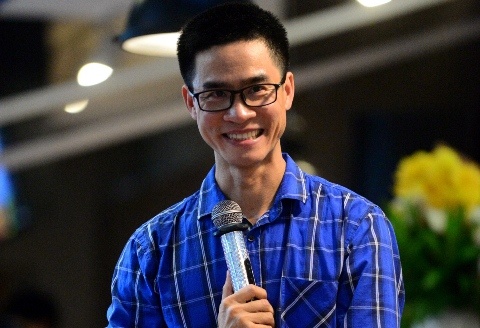 Hang tram ban tre du ra mat tap tho moi cua Phong Viet hinh anh