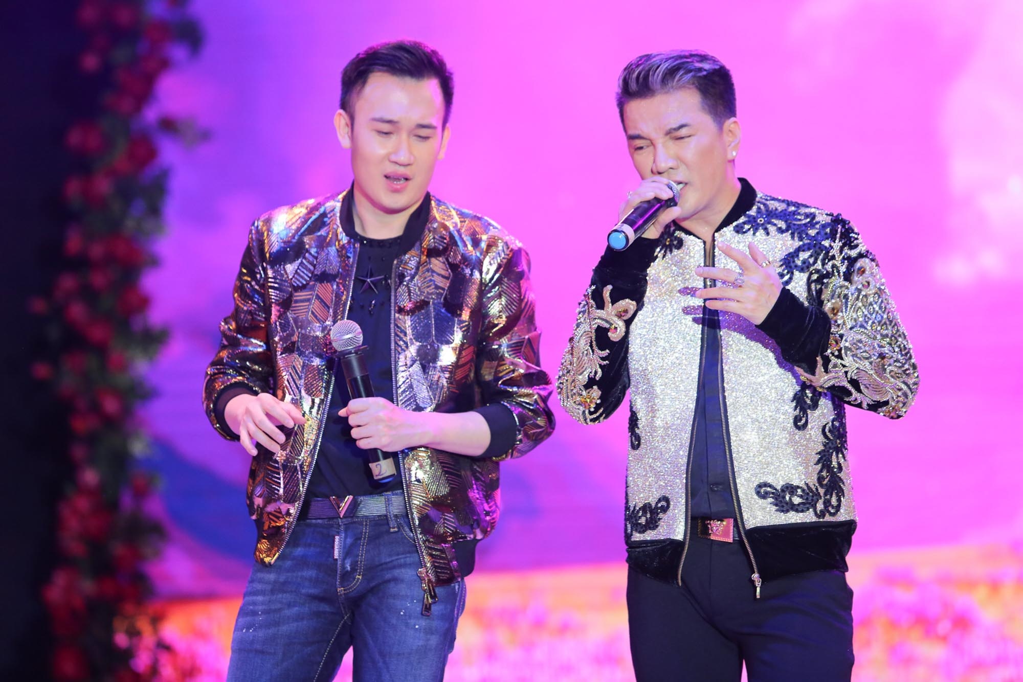 Sân khấu 126 đóng cửa sau live show Đàm Vĩnh Hưng ảnh 1 San khau 126 dong cua sau live show Dam Vinh Hung anh 1