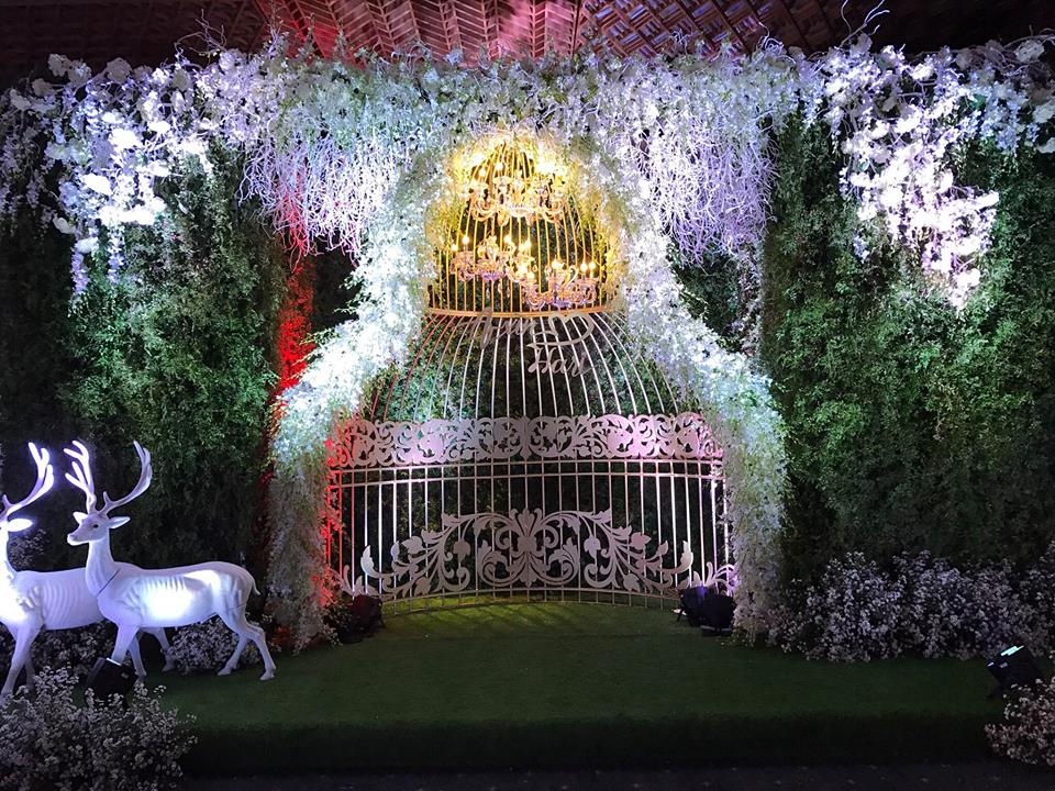 Không gian tiệc cưới cổ tích của Trấn Thành ảnh 5 Khong gian tiec cuoi co tich cua Tran Thanh anh 5