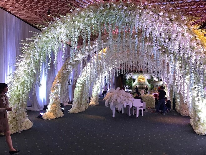 Dam cuoi Tran Thanh va Hari Won anh 5