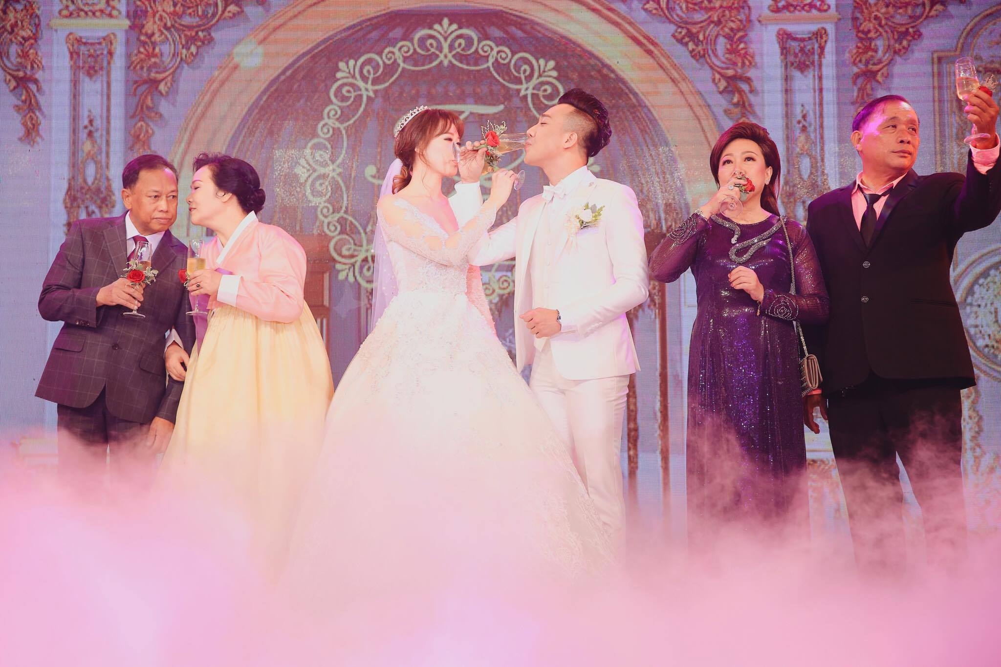 dam cuoi Tran Thanh va Hari Won anh 4