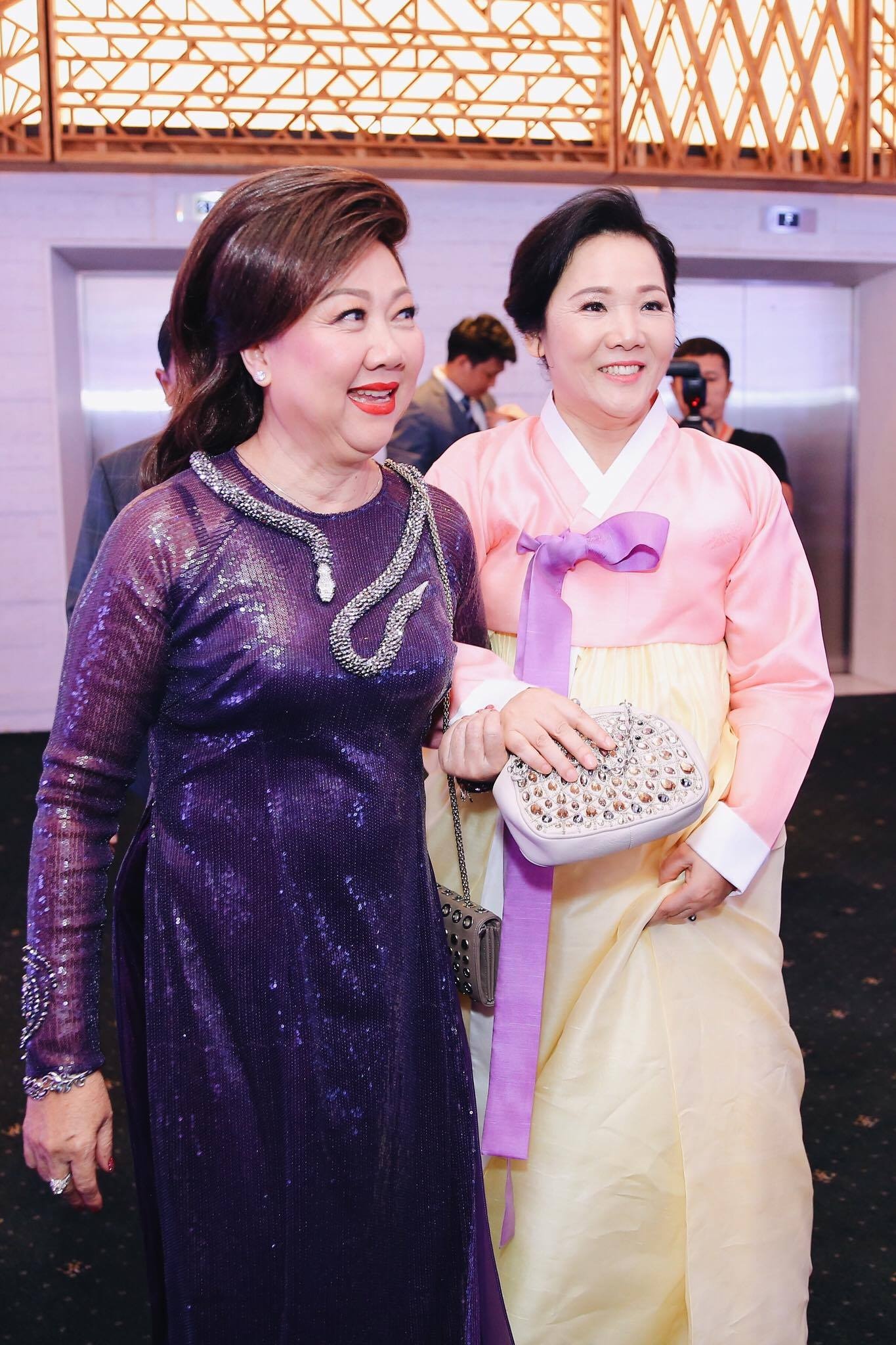 dam cuoi Tran Thanh va Hari Won anh 13