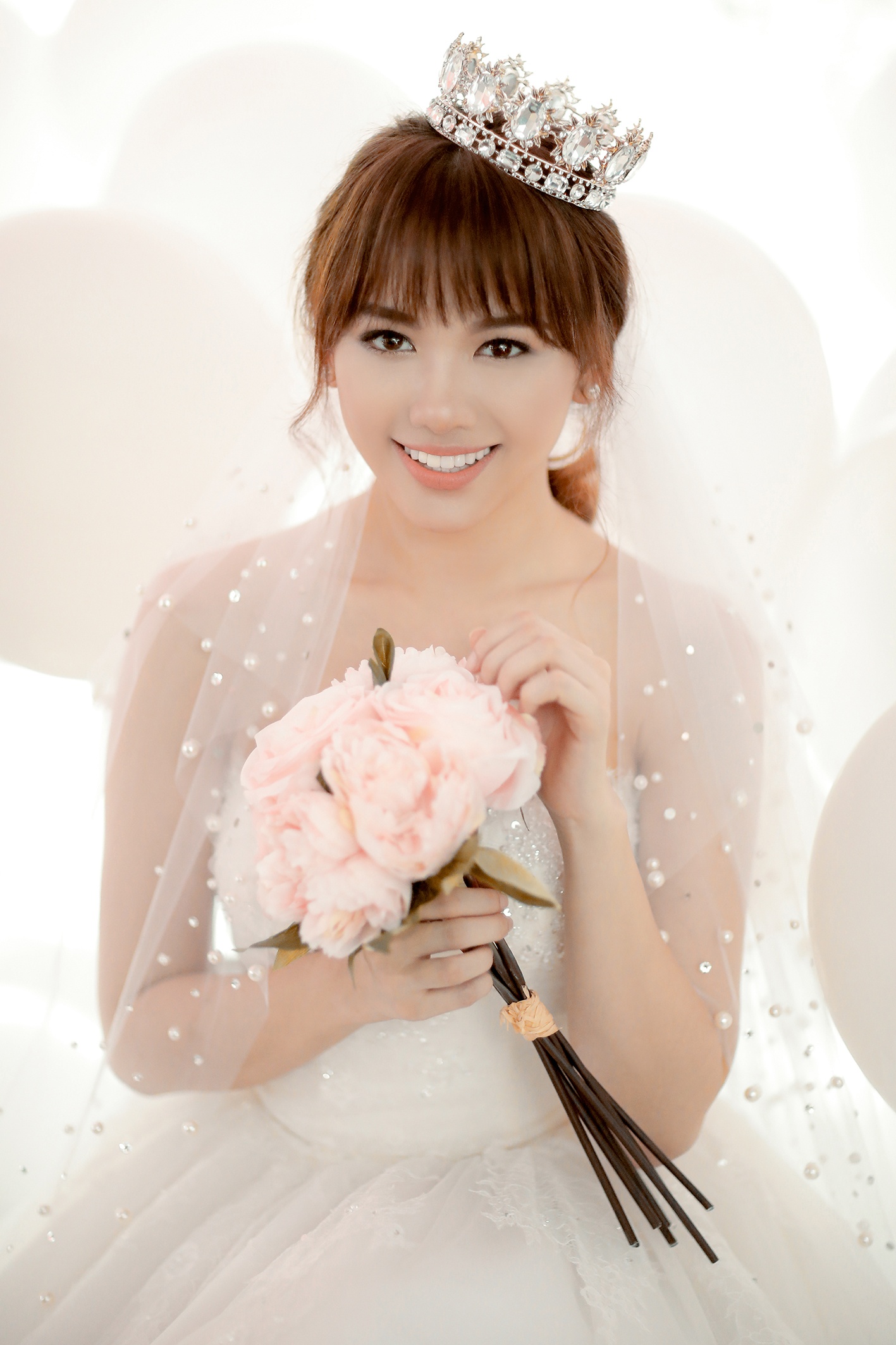 Hinh cuoi Hari Won - Tran Thanh anh 3