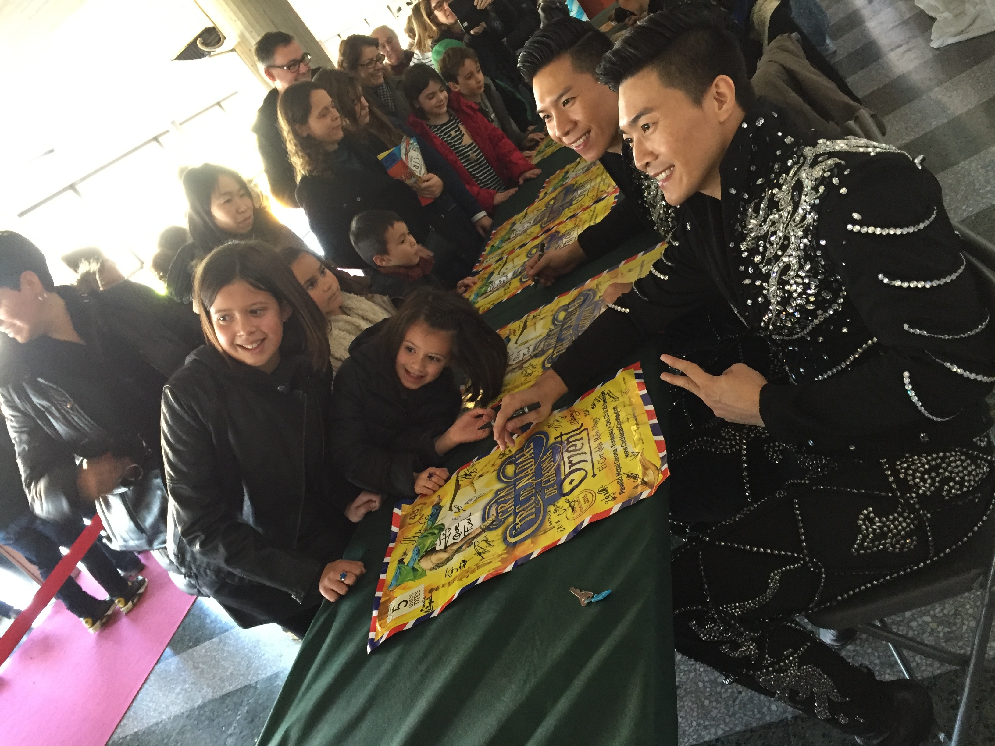 Hoang tu xiec Quoc Co Quoc Nghiep duoc ham mo anh 4