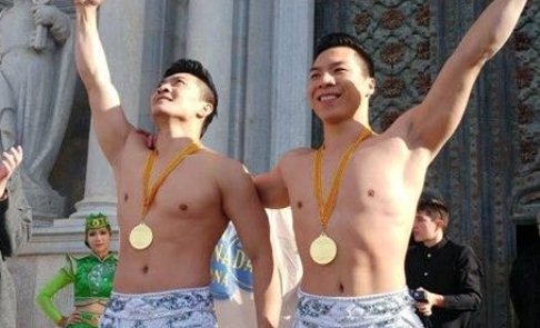 Hoang tu xiec Quoc Co, Quoc Nghiep duoc ham mo o Tay Ban Nha hinh anh