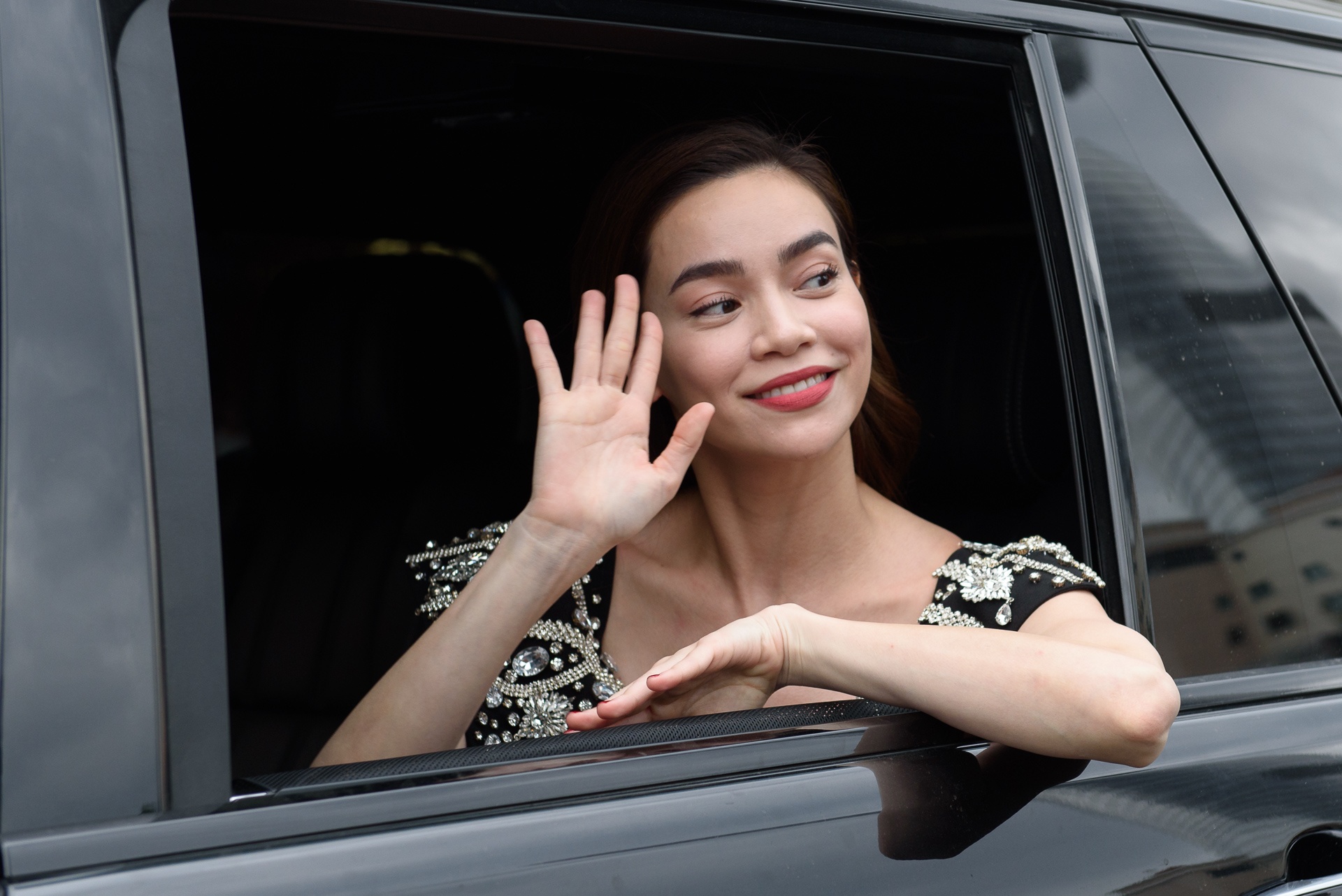 Cuong Do la va Ha Ho cung tham gia MV cua Mr. Dam anh 4