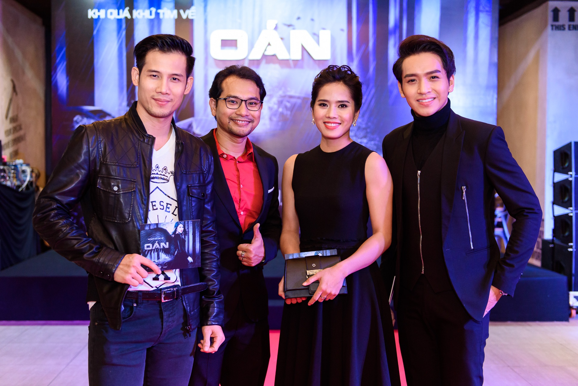 Kieu Minh Tuan va Cat Phuong tinh cam di xem phim anh 7