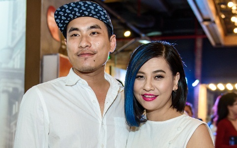 Kieu Minh Tuan va Cat Phuong tinh cam di xem phim 'Oan' hinh anh