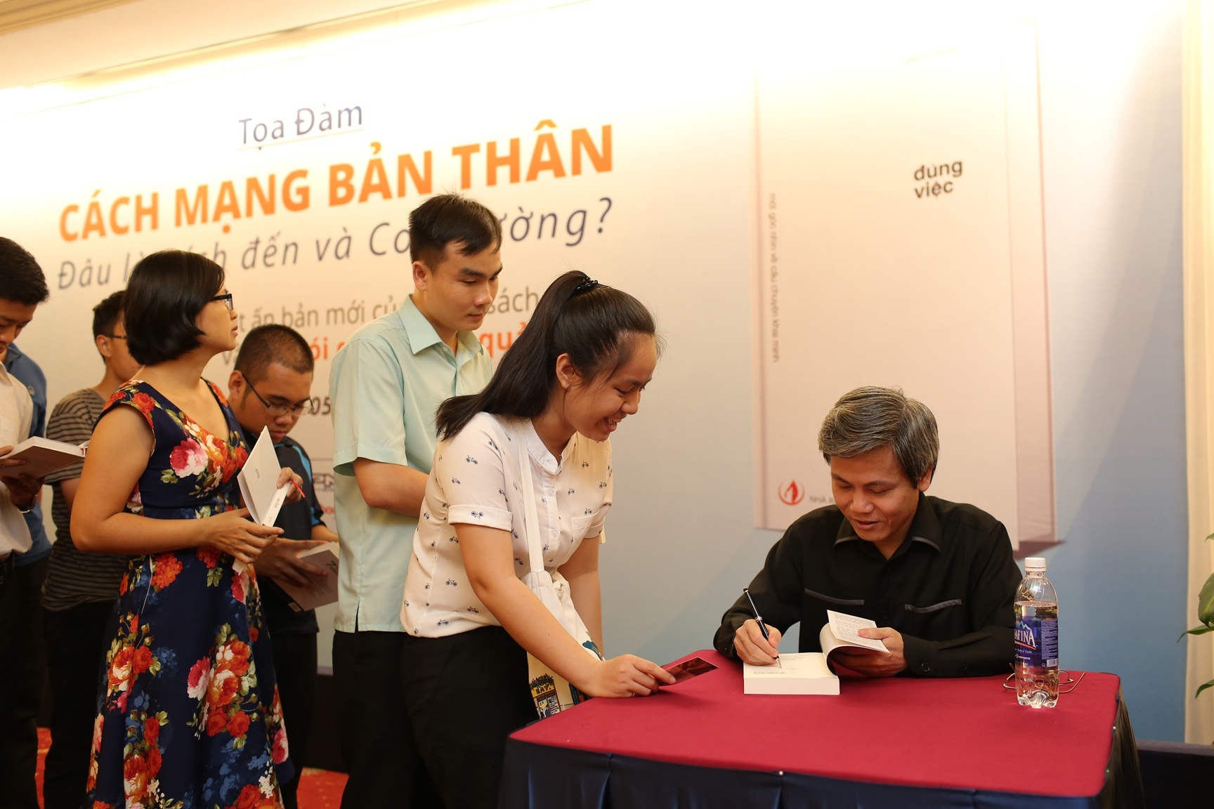 Con duong de cach mang ban than anh 1