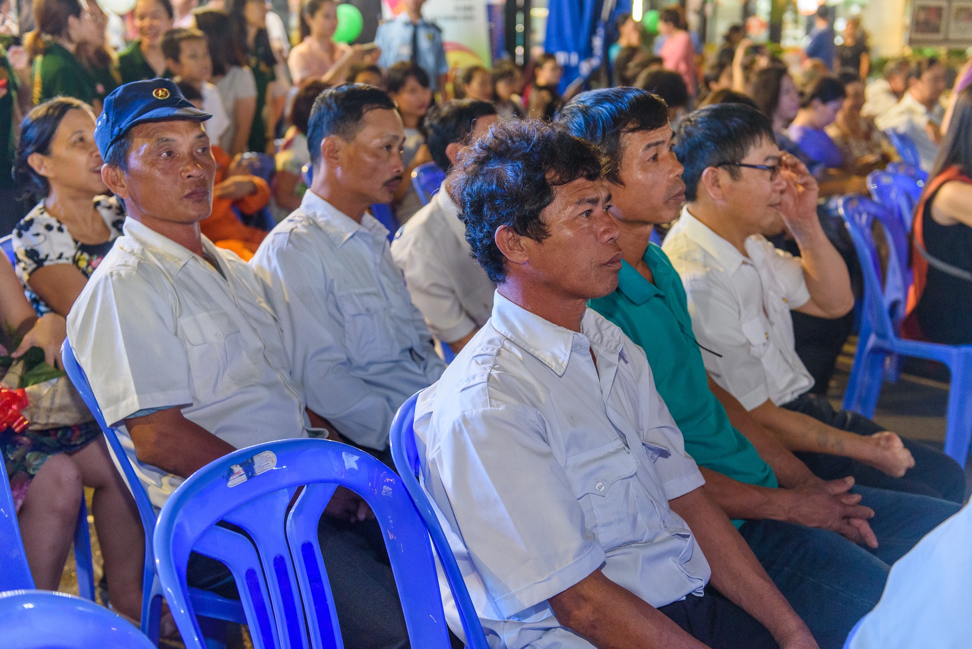 Duong sach TP.HCM sinh nhat mot tuoi anh 5